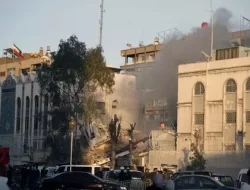 Ketegangan Memuncak, Pemerintah Indonesia Tegaskan Komitmen Hukum Internasional Terkait Konflik Iran-Israel